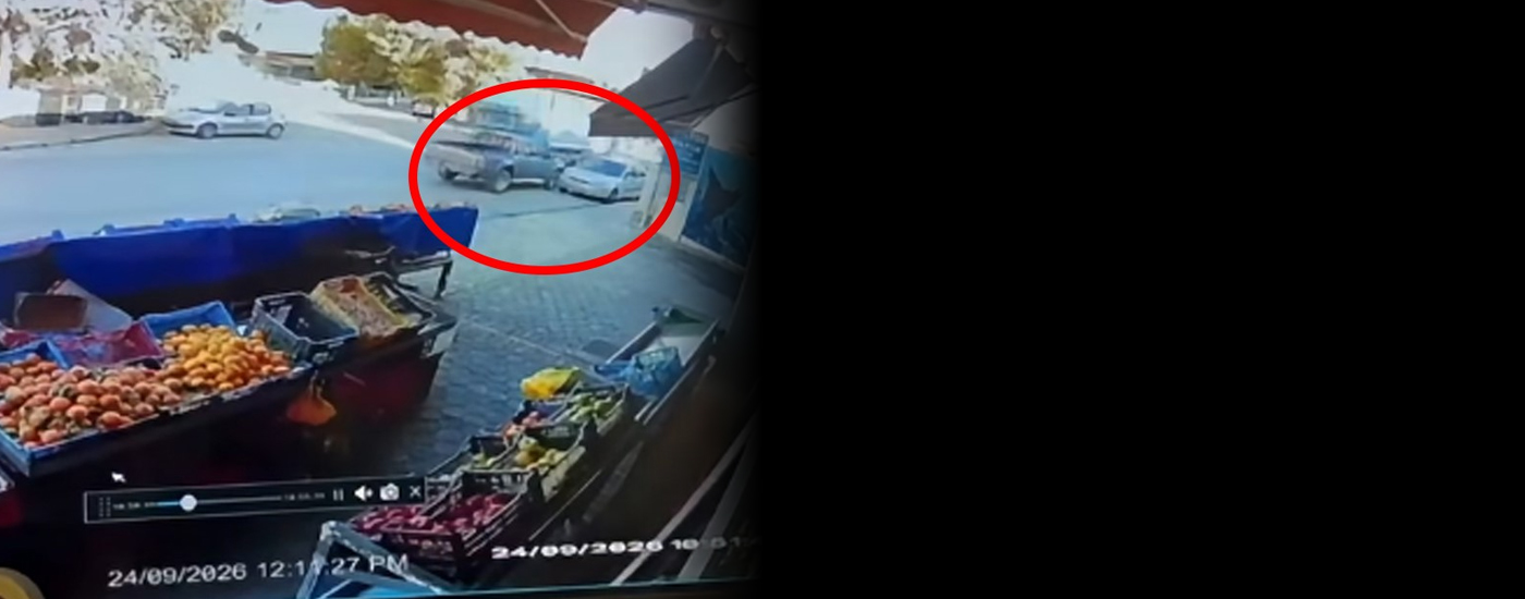 Θήβα: Αγροτικό χτύπησε σταθμευμένο αυτοκίνητο και εξαφανίστηκε - Το περιστατικό καταγράφηκε σε κάμερα Θήβα: Αγροτικό χτύπησε σταθμευμένο αυτοκίνητο και εξαφανίστηκε - Το περιστατικό καταγράφηκε σε κάμερα